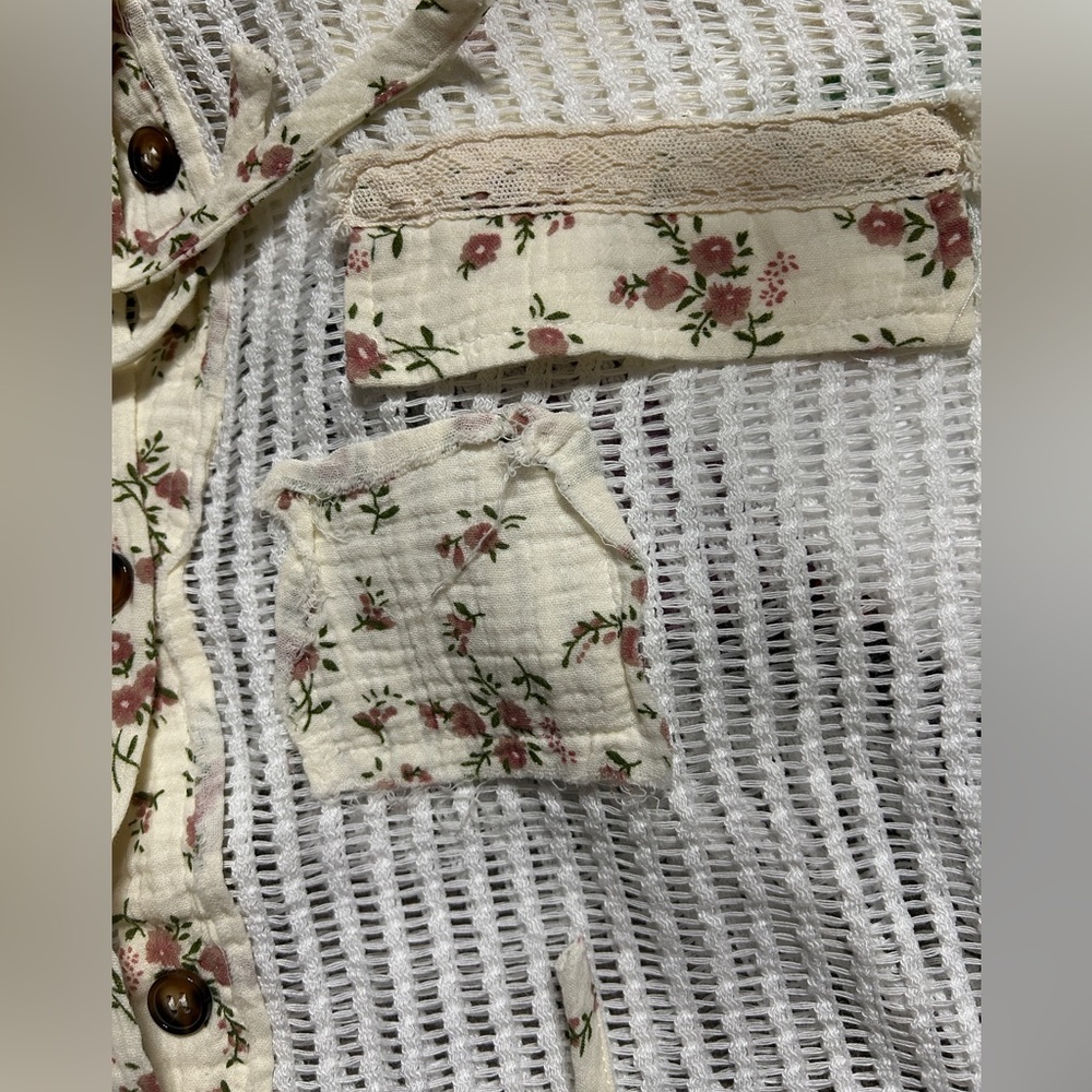 POL NWT Off White/Natural Floral Button-Up Sheer Top with Hood.Rayon/Spandex - Picture 11 of 17